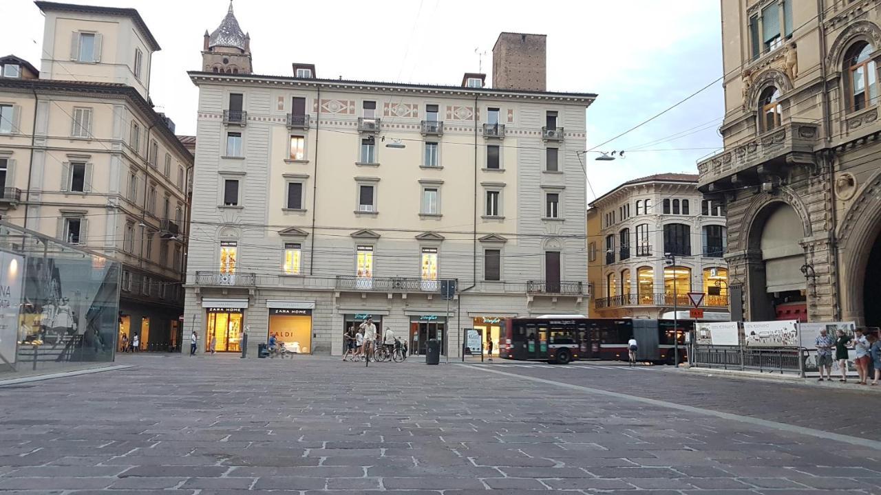 Gran Suite Piazza Maggiore - T&T Communications Bolonya Dış mekan fotoğraf